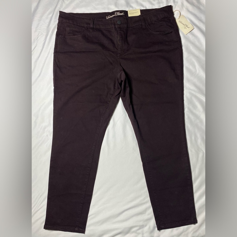 NWT Size 20W universal thread deep burgundy skinny jeans
